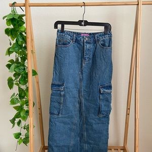 Edikted Cargo Midi Skirt